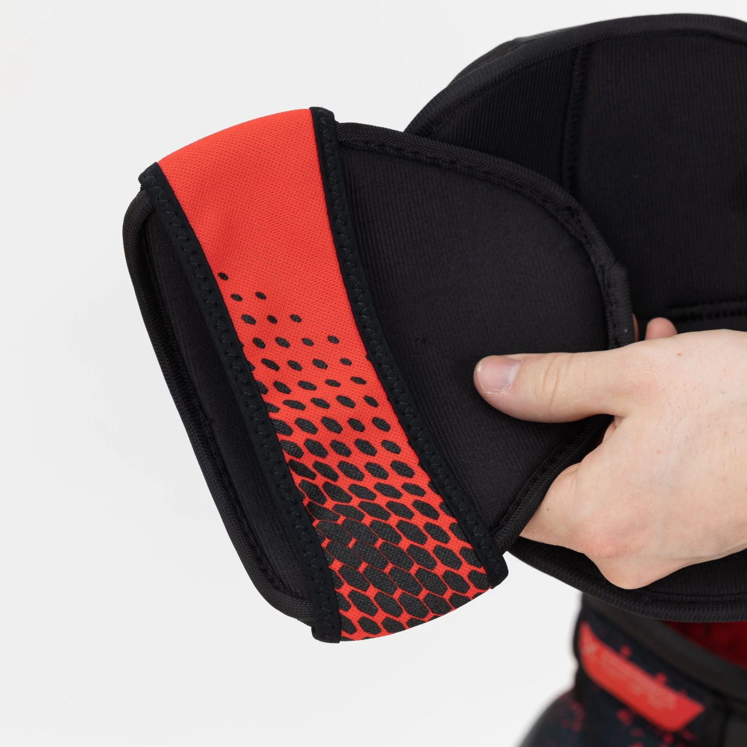 Bauer Vapor 3X Intermediate Hockey Shoulder Pads 6 Bauer Vapor 3X Intermediate Hockey Shoulder Pads - Image 4