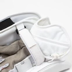 Brian's NetZero 2 Junior Goalie Blocker -The Hockey Shop brian s blockers brian s netzero 2 junior goalie blocker 11366810386498