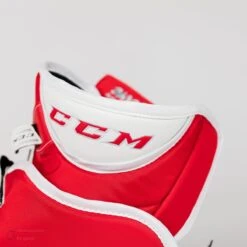 CCM Extreme Flex 4 Pro Senior Goalie Catcher -The Hockey Shop ccm catchers ccm extreme flex 4 pro senior goalie catcher 5314630582338