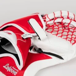 CCM Extreme Flex 4 Pro Senior Goalie Catcher -The Hockey Shop ccm catchers ccm extreme flex 4 pro senior goalie catcher 5314630778946