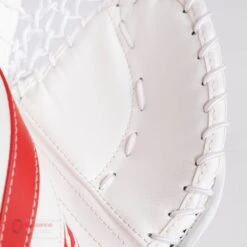 CCM Extreme Flex E5.5 Youth Goalie Catcher -The Hockey Shop ccm catchers ccm extreme flex e5 5 youth goalie catcher 27972558946370