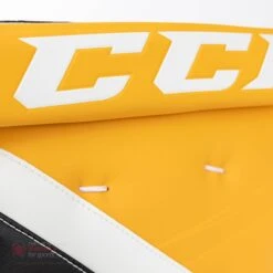 CCM Extreme Flex E5.9 Senior Goalie Leg Pads 25 CCM Extreme Flex E5.9 Senior Goalie Leg Pads -The Hockey Shop ccm leg pads ccm extreme flex e5 9 senior goalie leg pads 27988495269954