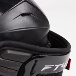 CCM Jetspeed FT4 Junior Hockey Shin Guards 24 CCM Jetspeed FT4 Junior Hockey Shin Guards -The Hockey Shop ccm shin guards ccm jetspeed ft4 junior hockey shin guards 28033129840706