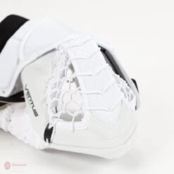 Vaughn Ventus SLR2-ST Junior Goalie Catcher -The Hockey Shop vaughn catchers vaughn ventus slr2 st junior goalie catcher 5670466814018