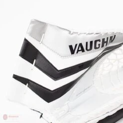 Vaughn Ventus SLR2-ST Pro Carbon Senior Goalie Catcher -The Hockey Shop vaughn catchers vaughn ventus slr2 st pro carbon senior goalie catcher 5670463176770