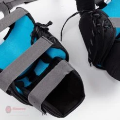 Vaughn Velocity V9 Pro Senior Goalie Knee Pads -The Hockey Shop vaughn knee pads vaughn velocity v9 pro senior goalie knee pads black sr 14427378614338