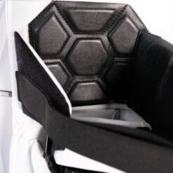 Vaughn Ventus SLR3 Pro Carbon Senior Goalie Leg Pads -The Hockey Shop vaughn leg pads vaughn ventus slr3 pro carbon senior goalie leg pads 28859453669442