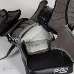 Warrior Ritual G5 Pro Senior Goalie Catcher -The Hockey Shop warrior catchers warrior ritual g5 pro senior goalie catcher 14051004940354