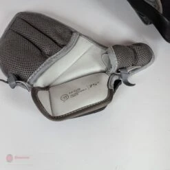 Warrior Ritual G5 Pro Senior Goalie Catcher -The Hockey Shop warrior catchers warrior ritual g5 pro senior goalie catcher 14051005431874