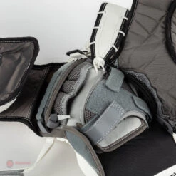 Warrior Ritual G5 SR+ Senior Goalie Catcher -The Hockey Shop warrior catchers warrior ritual g5 sr senior goalie catcher 14050782937154