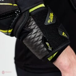 Warrior Alpha DX Senior Hockey Elbow Pads -The Hockey Shop warrior elbow pads warrior alpha dx senior hockey elbow pads 28754127519810